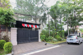 KoolKost Syariah near Pondok Indah Mall (Minimum stay 6 Nights)